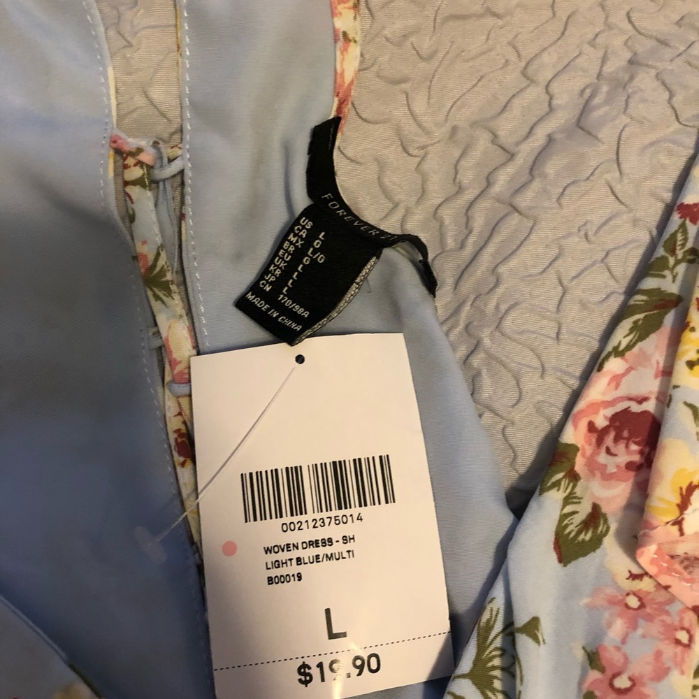 Dress - Picture 2 of 2